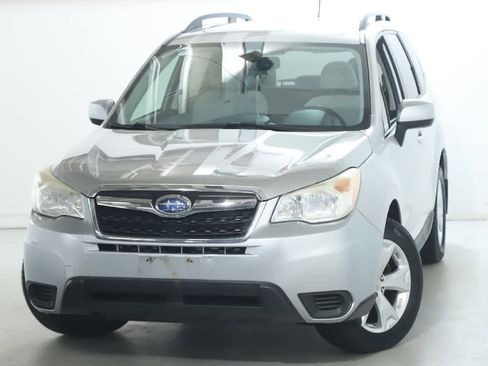 Used 2014 Subaru Forester 2.5i Premium AWD/4WD image 3