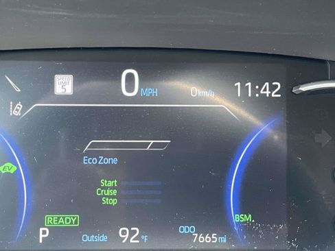 Used 2023 Toyota RAV4 XLE Premium AWD/4WD image 27