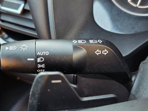 Used 2025 Nissan Rogue SV w/ Rock Creek Premium Package image 37