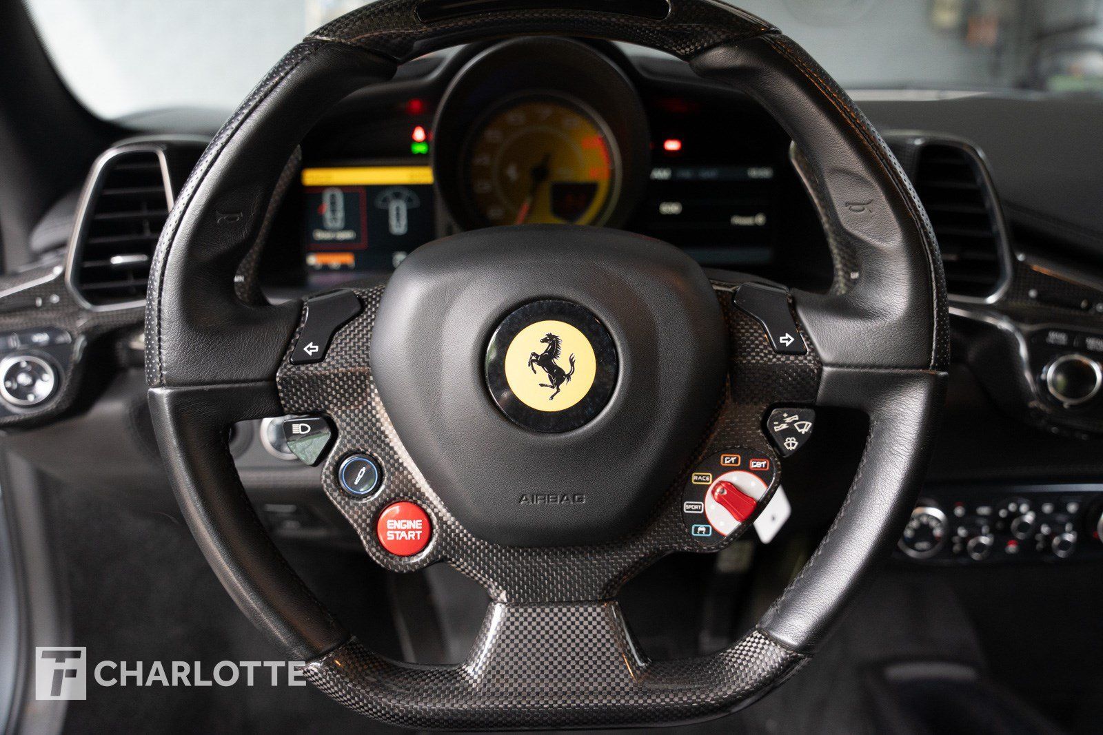 Used 2011 Ferrari 458 Italia Coupe RWD image 25