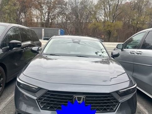 Used 2023 Honda Accord EX image 1