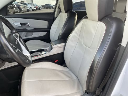 Used 2010 GMC Terrain SLT image 12