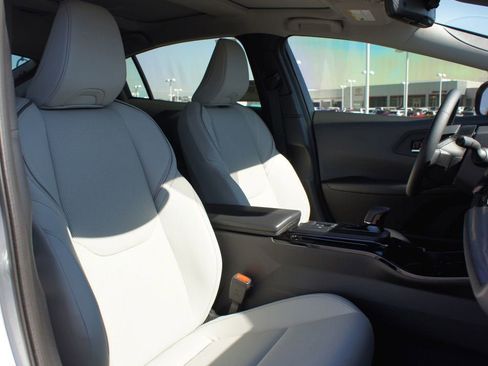 Used 2024 Toyota Prius Limited w/ Limited Premium Package image 23