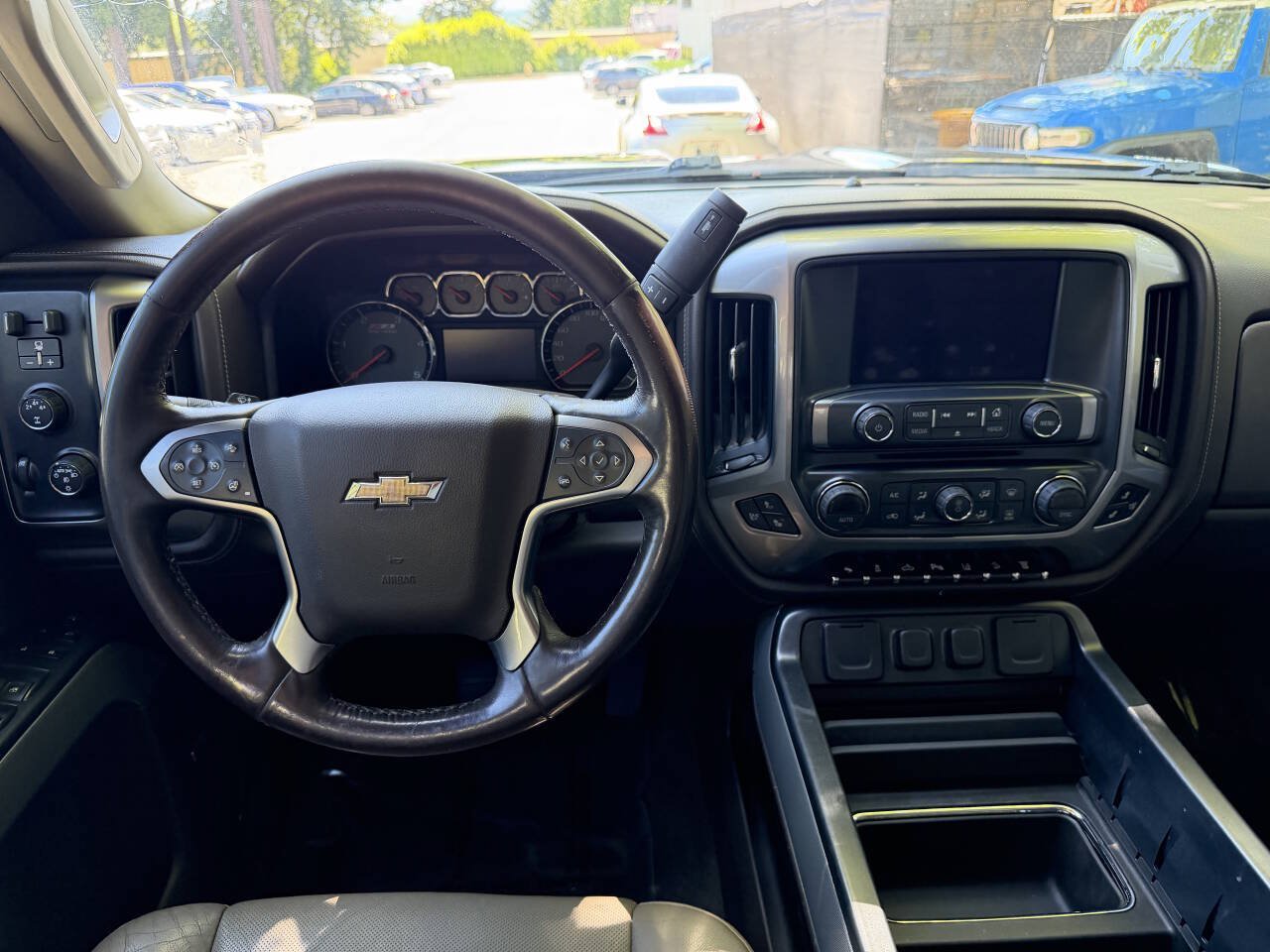 Used 2015 Chevrolet Silverado 2500 LTZ AWD/4WD image 12