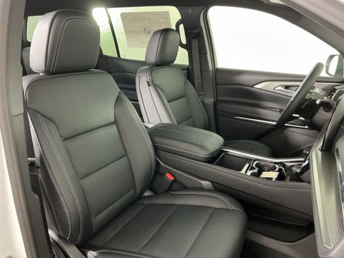 New 2026 Chevrolet Traverse LT w/ Driver Confidence Package image 14