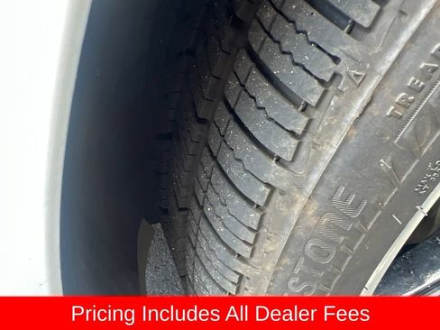 Used 2017 Chevrolet Cruze Premier FWD image 7