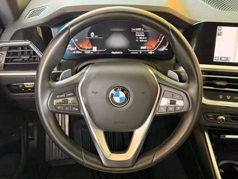 Used 2022 BMW 230i Coupe w/ Convenience Package RWD image 4