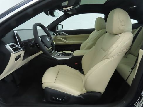 Used 2026 BMW 430i Coupe w/ Parking Assistance Package image 21