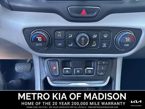 Used 2019 GMC Terrain SLE w/ Driver Convenience Package image 21