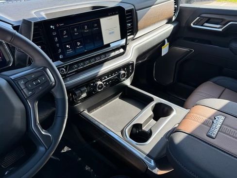 New 2026 Chevrolet Silverado 3500 High Country w/ High Country Premium Package AWD/4WD image 17