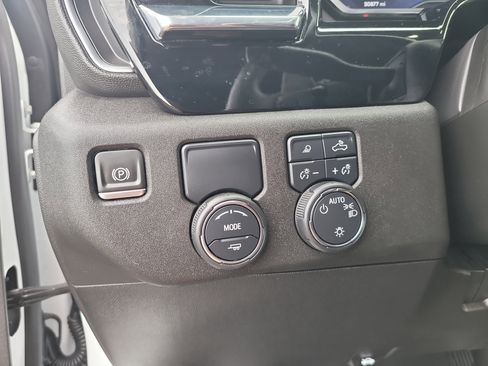 Used 2024 Chevrolet Silverado 1500 LT w/ Safety Package RWD image 32