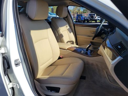 Used 2013 BMW 535i Sedan image 16