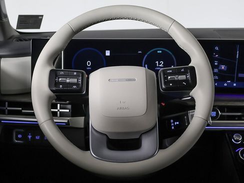 Certified 2025 Hyundai Santa Fe Limited image 44