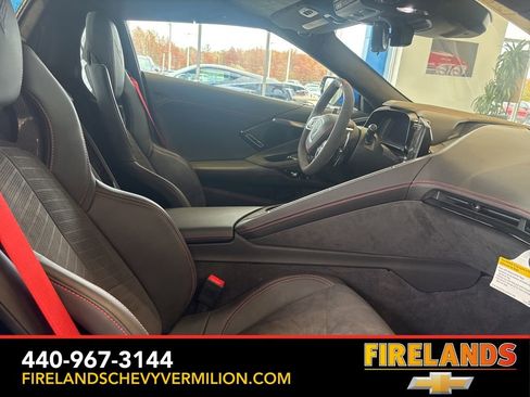 New 2024 Chevrolet Corvette Stingray Premium Conv w/ Stealth Interior Trim Package image 43