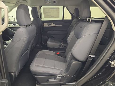 New 2026 Ford Explorer Active RWD image 22
