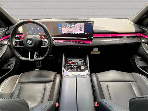 Used 2025 BMW M5 w/ Executive Package AWD/4WD image 7