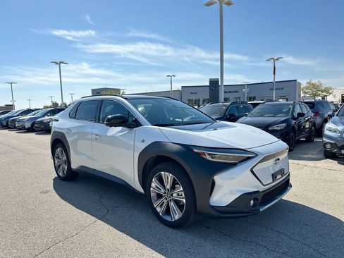 Used 2024 Subaru Solterra Touring w/ Touring Package image 15