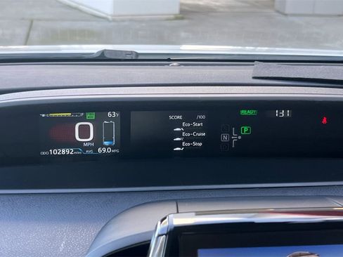 Certified 2020 Toyota Prius Prime XLE w/ Carpet Mat Package image 27