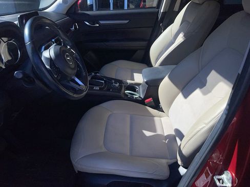 Used 2017 MAZDA CX-5 Touring image 5