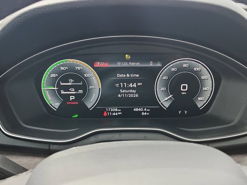 Used 2024 Audi Q5 e Prestige AWD/4WD image 24