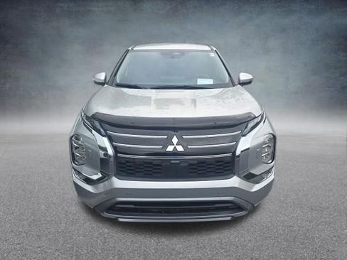 Used 2025 Mitsubishi Outlander SE AWD/4WD image 4