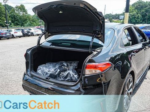 Used 2021 Toyota Corolla SE w/ SE Premium Package FWD image 40
