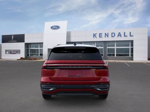 New 2026 Lincoln Nautilus Reserve image 5