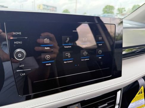 New 2026 Volkswagen Taos S image 12