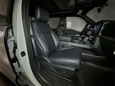 New 2025 Ford F150 XLT w/ Equipment Group 303A High image 31