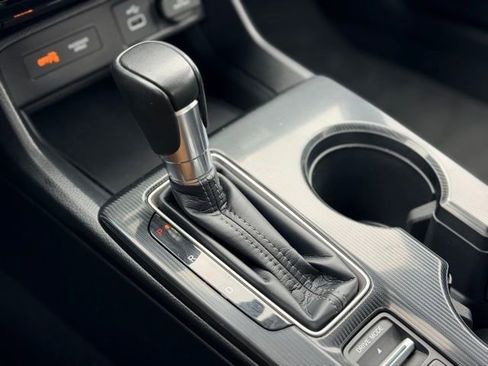 Used 2023 Honda Civic Sport image 16