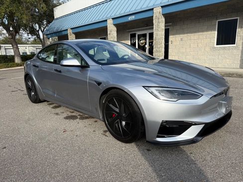 Used 2026 Tesla Model S Plaid image 7