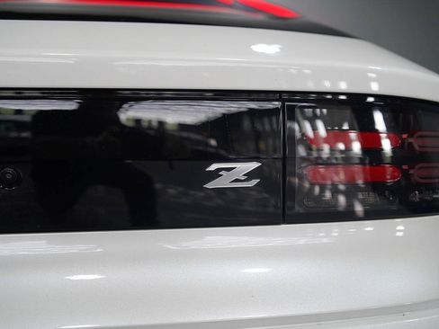 Used 2025 Nissan Z Sport w/ Floor Mat Package RWD image 47