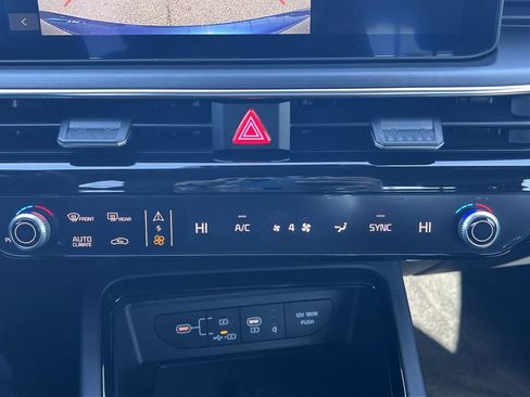 Used 2025 Kia K5 GT-Line w/ GT-Line Premium Package image 6