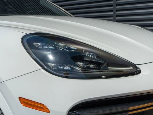 Certified 2020 Porsche Cayenne Turbo image 13