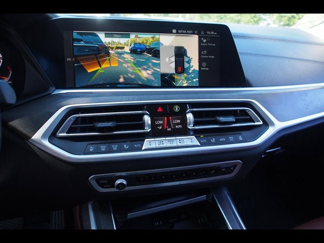 Used 2022 BMW X7 xDrive40i w/ Executive Package AWD/4WD image 25