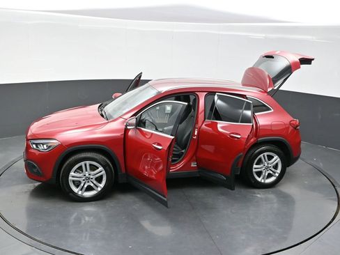 Used 2022 Mercedes-Benz GLA 250 4MATIC image 28