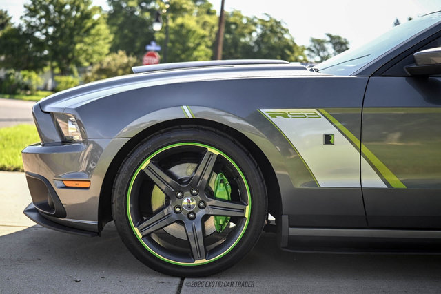 Used 2014 Ford Mustang GT Premium w/ GT Track Package RWD image 4