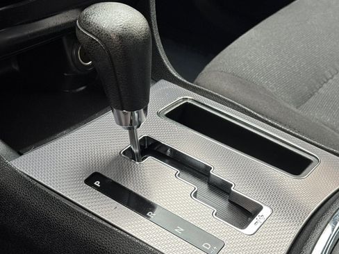 Used 2014 Dodge Charger SE image 16