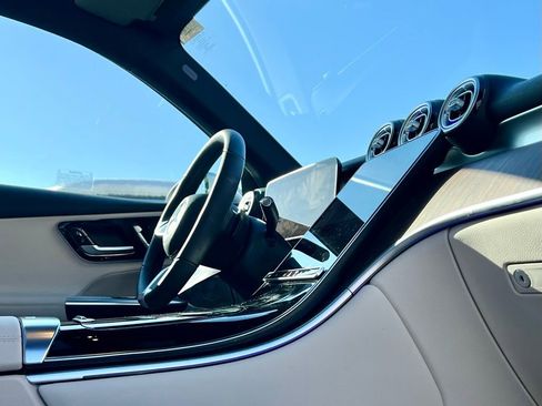 Certified 2026 Mercedes-Benz GLC 300 4MATIC image 17