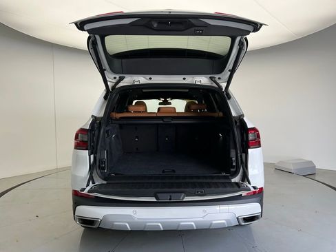 Certified 2023 BMW X5 xDrive40i w/ Premium Package image 5