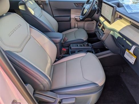 New 2026 Ford Maverick Lariat w/ 4K Tow Package image 37