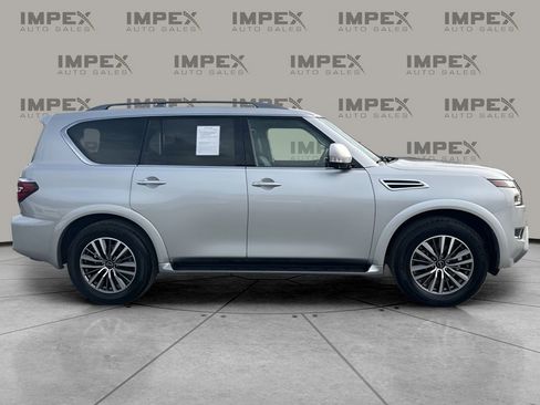 Used 2023 Nissan Armada SL image 6