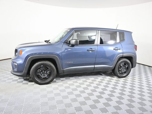 Used 2020 Jeep Renegade Sport image 2