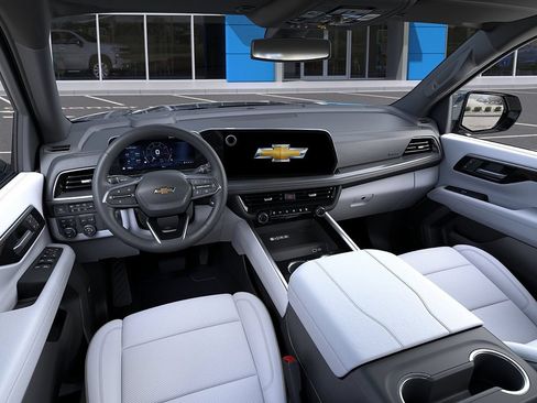 New 2026 Chevrolet Tahoe Premier w/ Sun And Tow Package AWD/4WD image 15