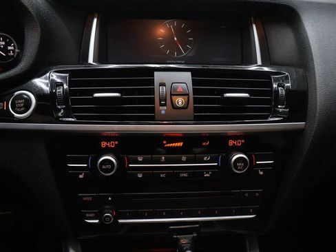 Used 2018 BMW X4 M40i image 21