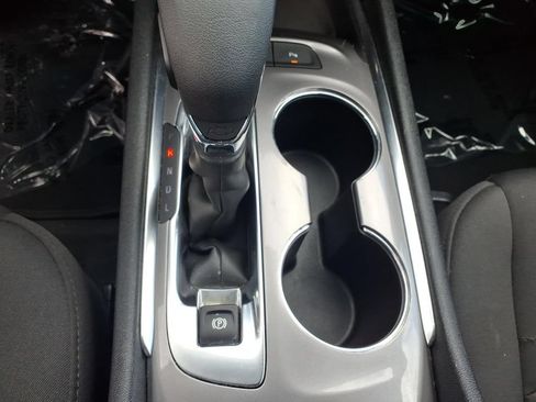 Used 2025 Chevrolet Malibu LT FWD image 11