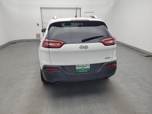 Used 2014 Jeep Cherokee Latitude FWD image 6