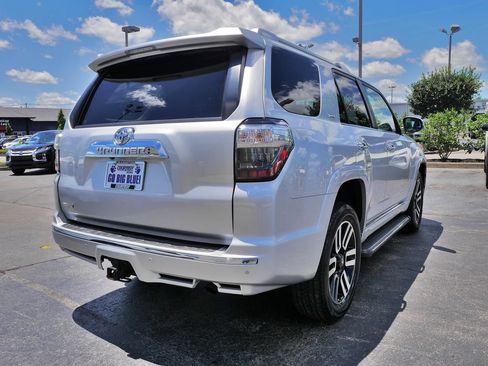 Used 2014 Toyota 4Runner Limited AWD/4WD image 5