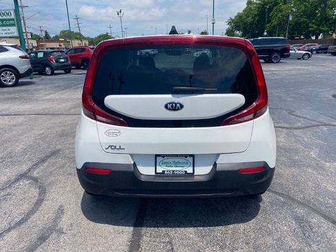 Used 2020 Kia Soul LX FWD image 7