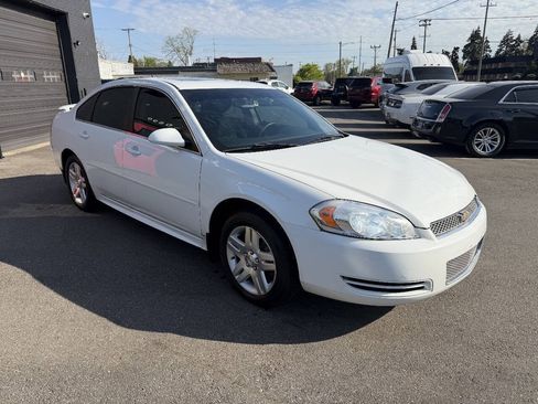 Used 2012 Chevrolet Impala LT w/ LT Sunroof Package FWD image 3